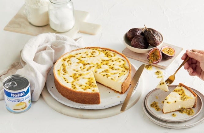 Classic Cheesecake with Rassionfruit