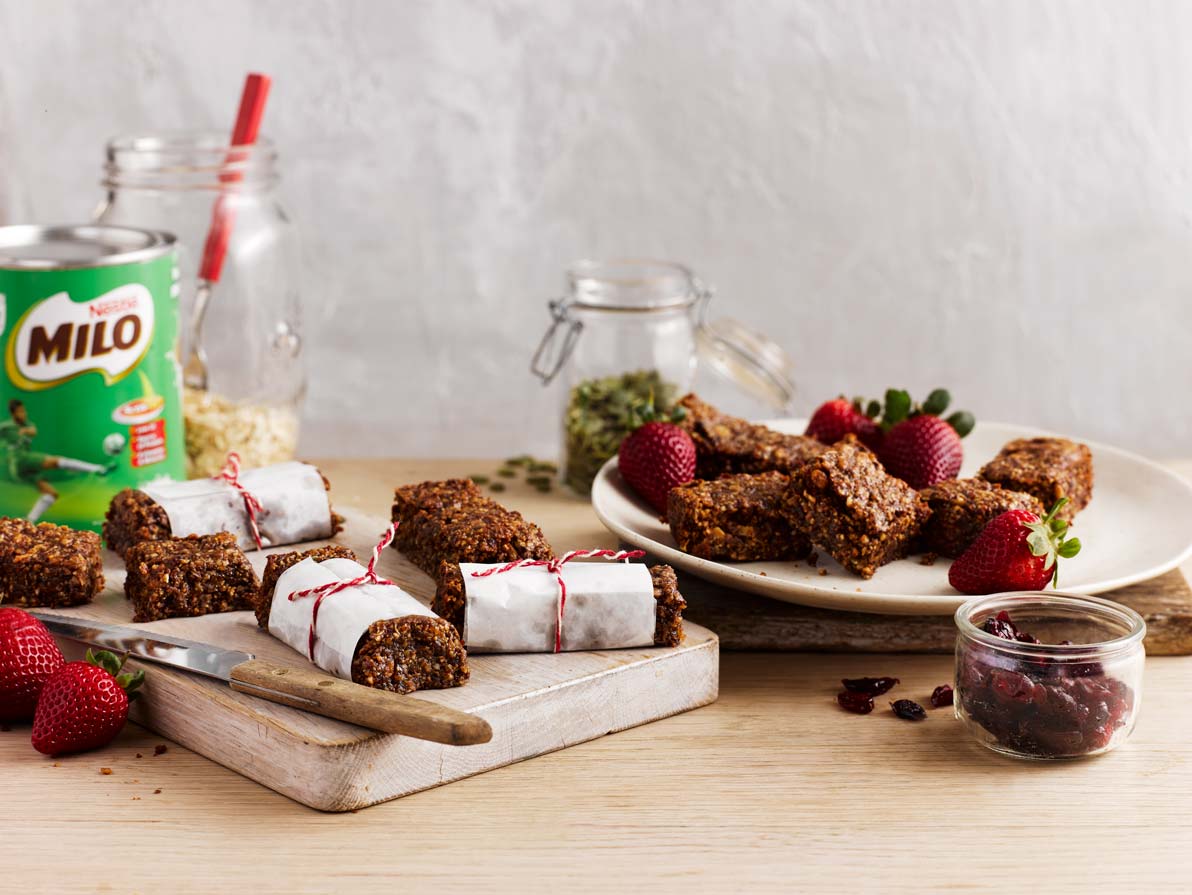 MILO® Muesli Slice