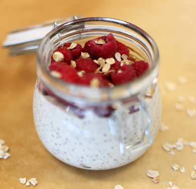 Vanilla & Raspberry Overnight Oats