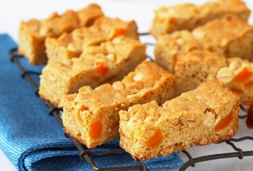 Apricot Muesli Bars