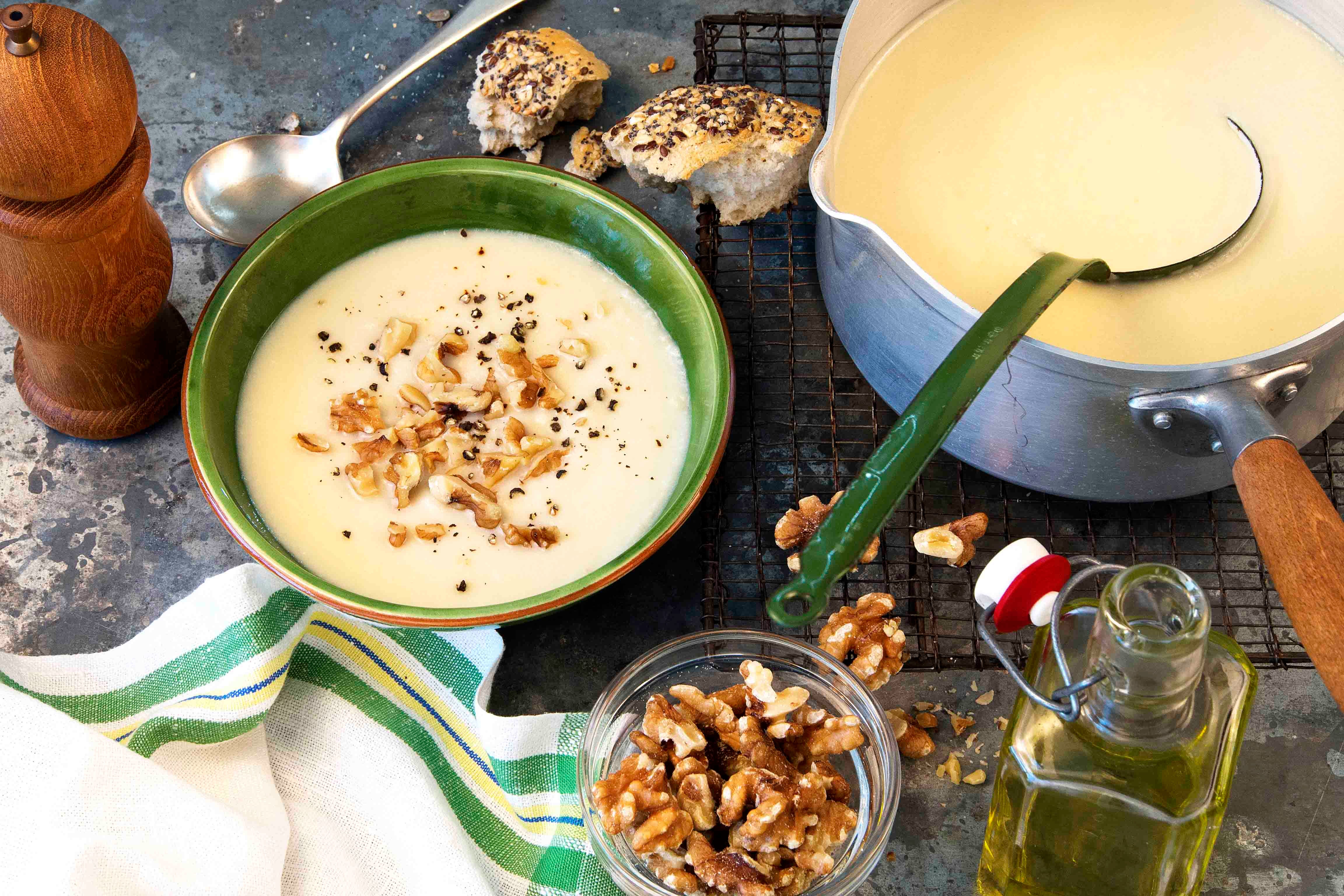 Creamy Cauliflower and Parsnip Soup