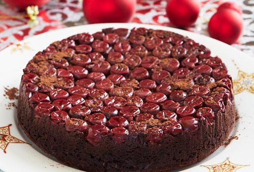 Cinnamon, Dark Chocolate & Cherry Pudding Cake