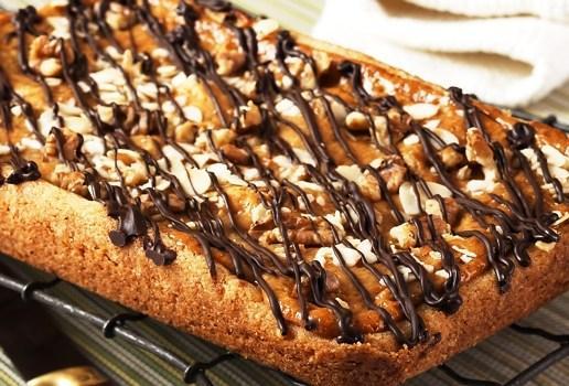 Creamy Caramel Nut Slice