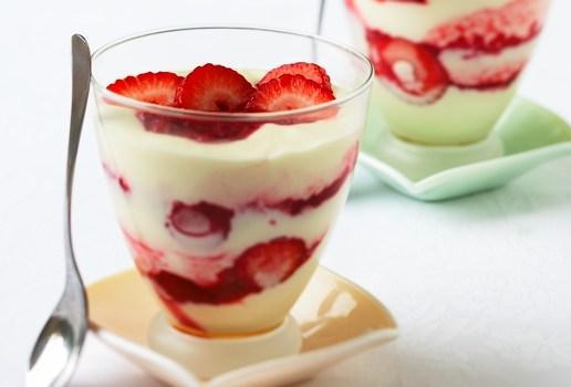 Creamy White Choc Berry Parfaits