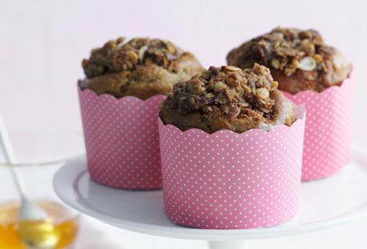 Crunchy Oat and Cinnamon Muffins