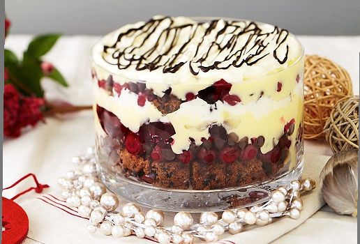 Festive Christmas Choc Trifle