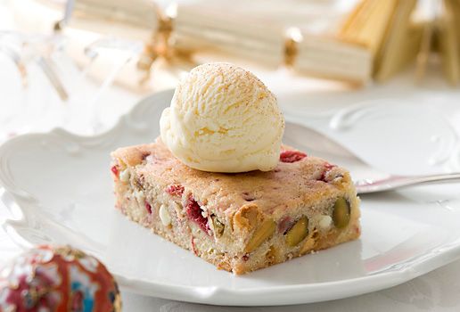 Festive Blondie Brownies with Cinnamon Ice Cream