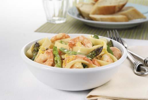 Garlic Prawns and Asparagus with Fettuccine