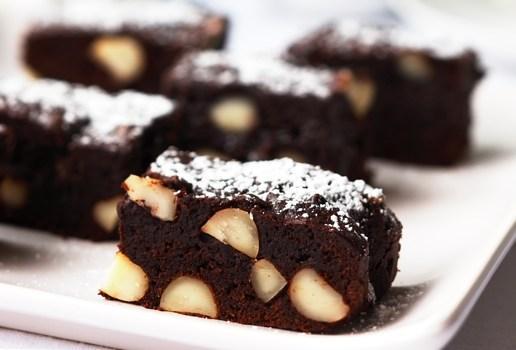 Gluten Free Chocolate and Macadamia Nut Brownies