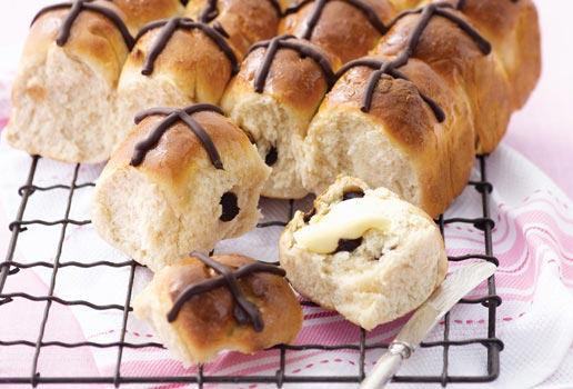 Spiced Chocolate Hot Cross Buns