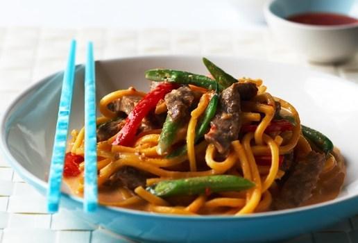 Sweet Chilli Beef with Hokkien Noodles